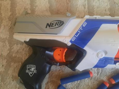 Nerf elite n-strike strongarm, 