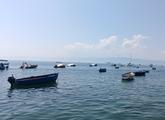 Modrá je vždy dobrá. A keď ti ešte dieťa povie, že táto nizkonákladová dovolenka bola ešte lepšia než jej vysnený  Skopelos, tak vieš, že sa sem ešte vrátiš.
