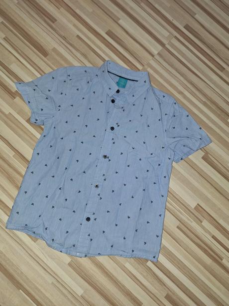 Elegantná košeľa, 128