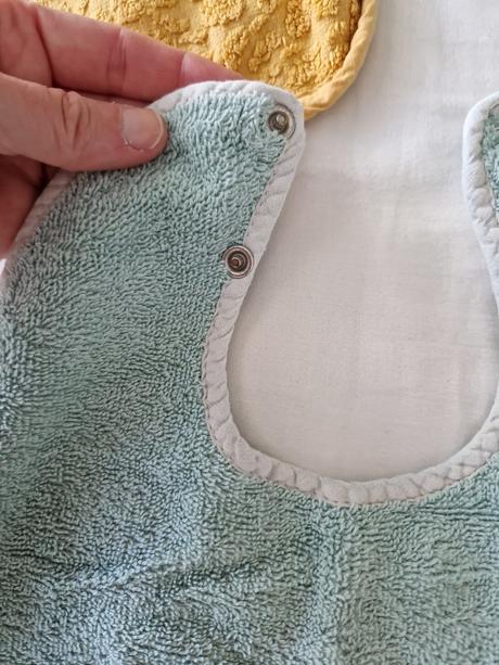 824sch_frote podbradniky koeka,