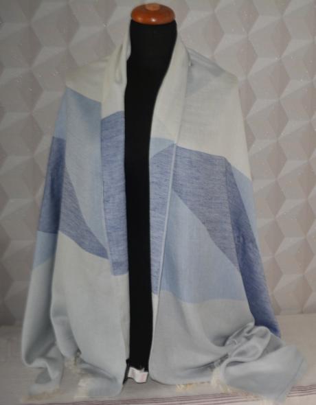 Šál reserved, reserved