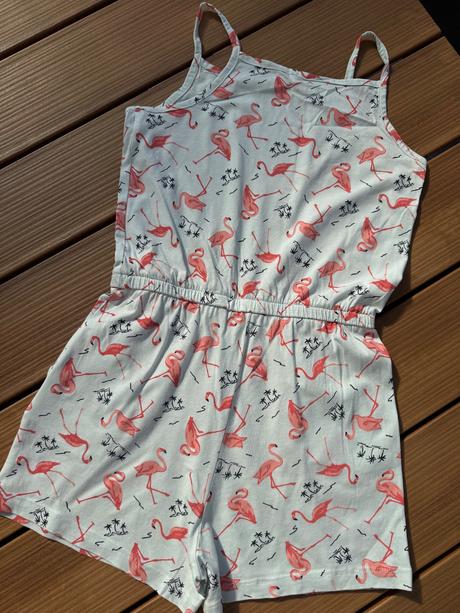 Pelikanovy overal na leto 146, name it,146