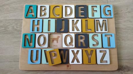 Drevená abeceda zn. ujco, 