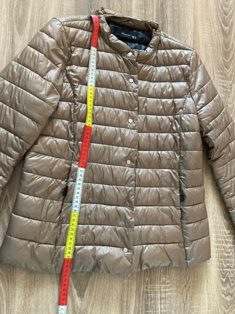 Vetrovka, reserved,38