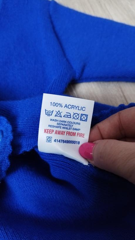 Dievčenský sveter, 98