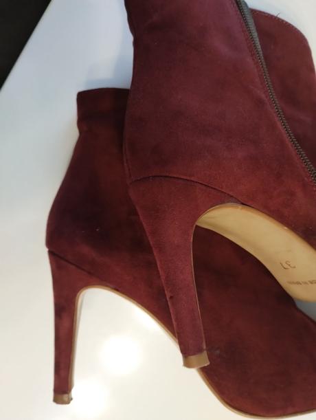 Členkové čižmičky, 37