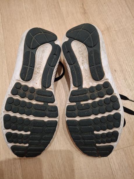 Under armour botasky velmi dobry stav, under armour,42