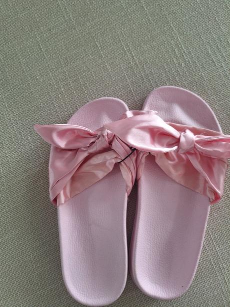Slapky bow, 37
