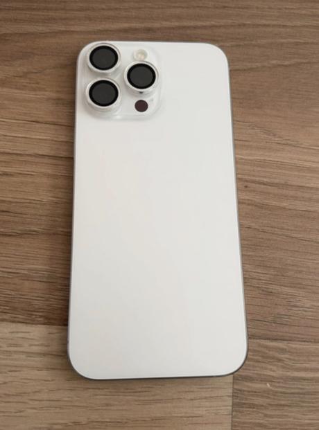 Iphone 16 pro max 256 gb, bateria 98 percent, apple