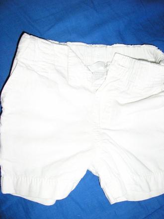 Šortky  znač.  931a, h&m,62