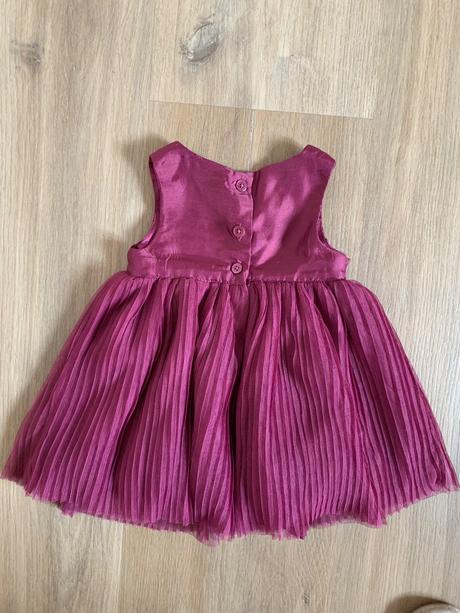 Skladané, tylové šaty s kožušinovým bolerkom, f&f,68