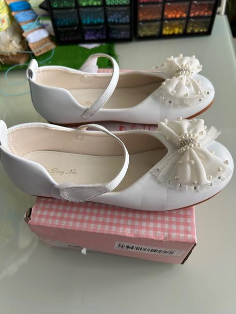 Šaty na 1. sväté prijímanie aj s topánkami, 128