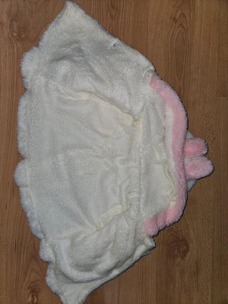 Chlpatá bundička, 104