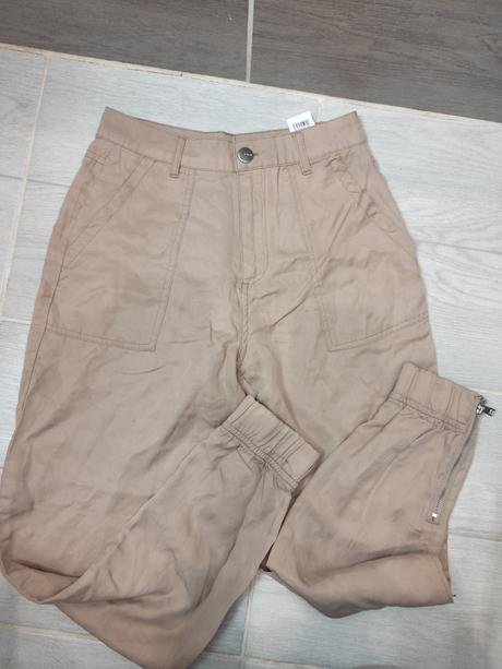 Dámske nohavice, 32