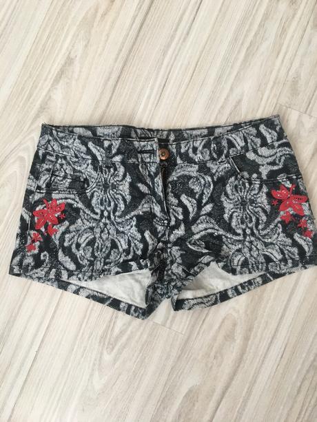 Šortky, h&m,34