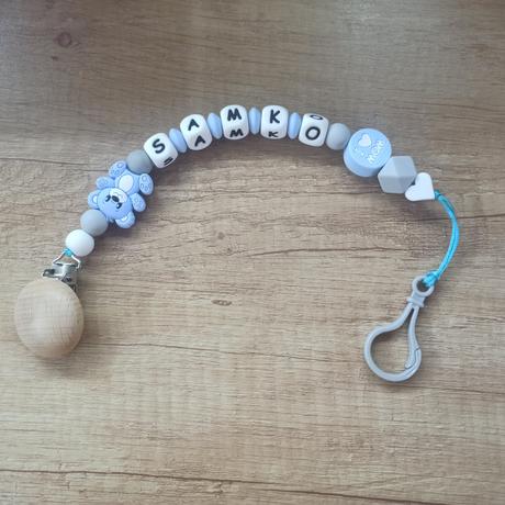 Retiazka na cumlik s menom, 