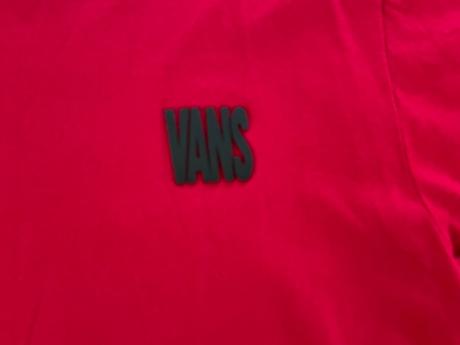 Červene tricko vans, 146