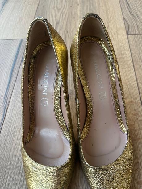 Kožené lodičky, 37