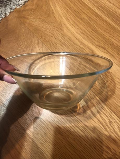 Sklenená misa, 