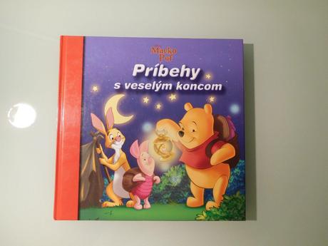 Macko puf-plyšák,knihy,šálka,