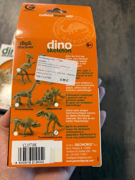 Geoworld - vykop a objav dinosaurov, 