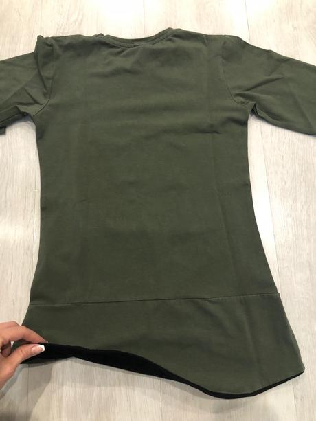 Tričko s predĺženou zadnou stranou, 158