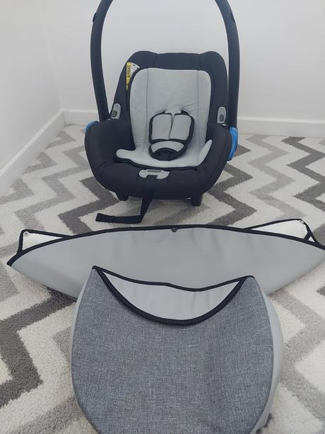 Vajíčko ( autosedačka ), avionaut