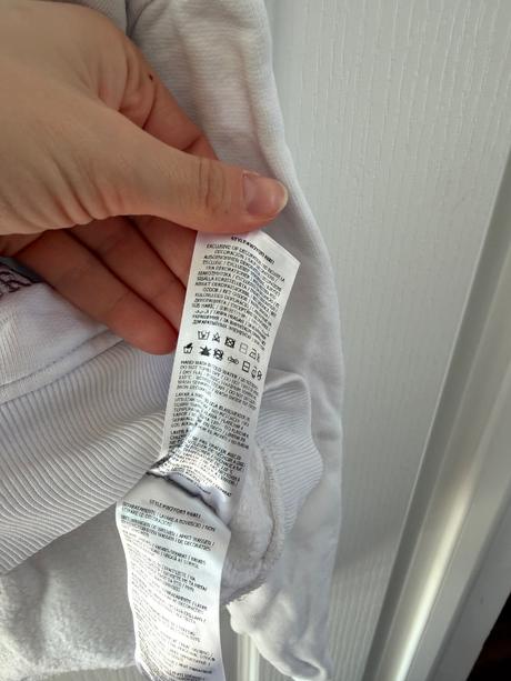 Biela mikina guess kvetinový vzor, guess,s