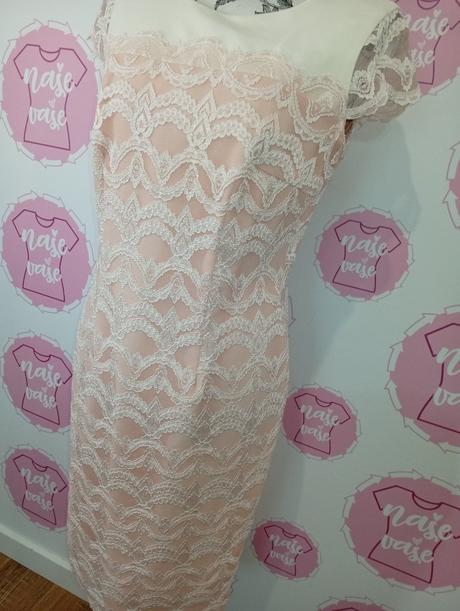 Krásne jemné šaty s čipkou, 40