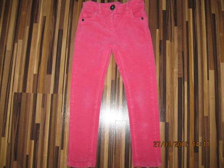 Ružové menčestráky, next,110