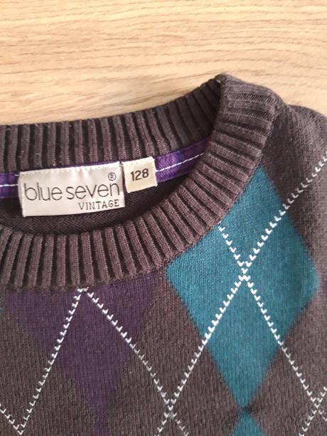 Sveter, 128