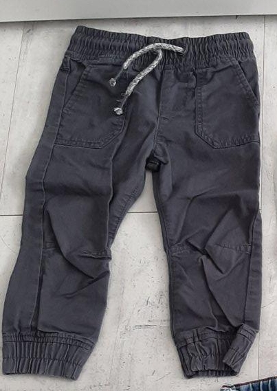 Tensie sportove nohavice, f&f,86