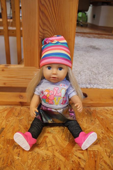 Bábika baby born staršia sestrička,