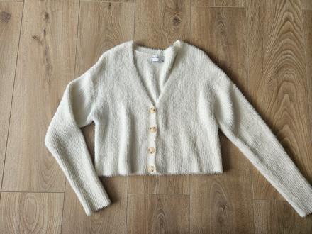 Chlpatý svetrík kardigán, bershka,36 / 38 / m / s
