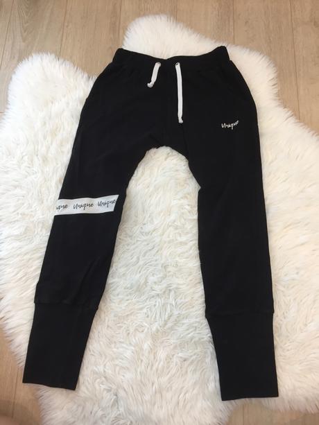 Tepláky uniqne, 146