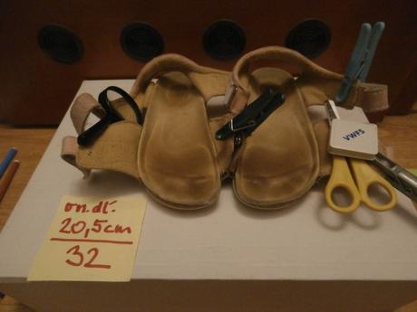 Sandále č.32, sandálky so zapínaním na suchý zips, protetika,32