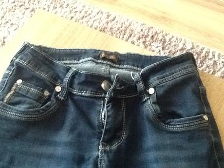 Dámske rifle , armani,28