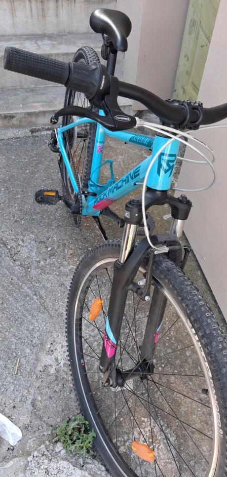 Dievčenský horský bicykel rock machine c, 28