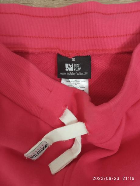 Tepláky, just play,s