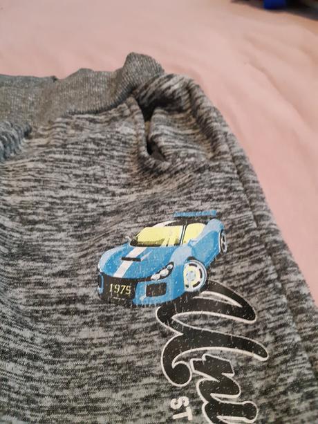 Teplučké tepláky, 128