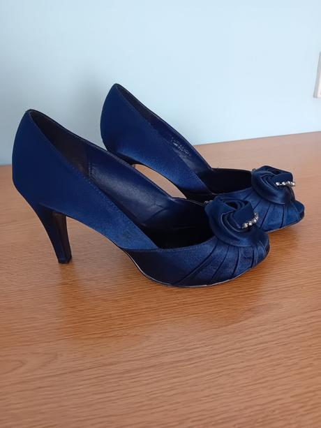 Spolocenské topanky, graceland,39