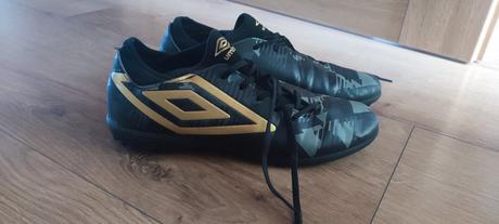 Halovky umbro, umbro,41