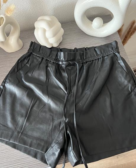 Mango kožené kratasy, mango,m