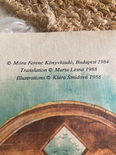 Pretancované papučky edícia dukátiky (1988), 