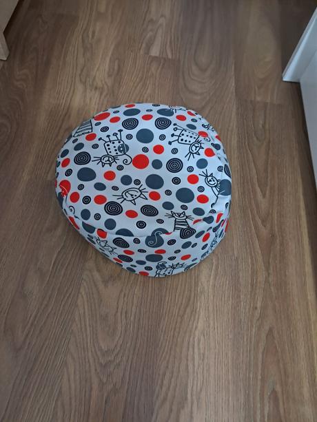 Tuli vak s taburetom, 