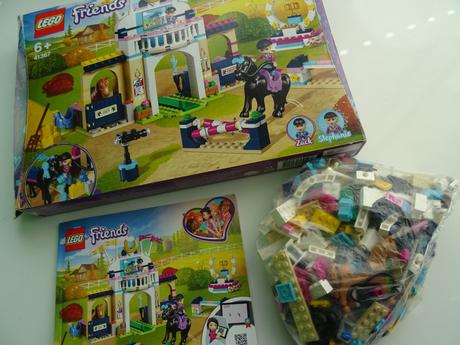 Lego friends 41367 stephanie a parkúrové skákanie, 