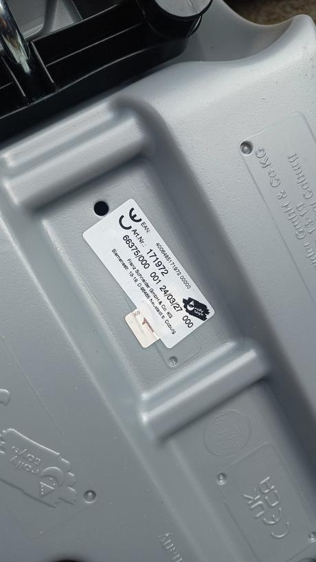 Odrazadlo auticko / kamion mercedes actros,