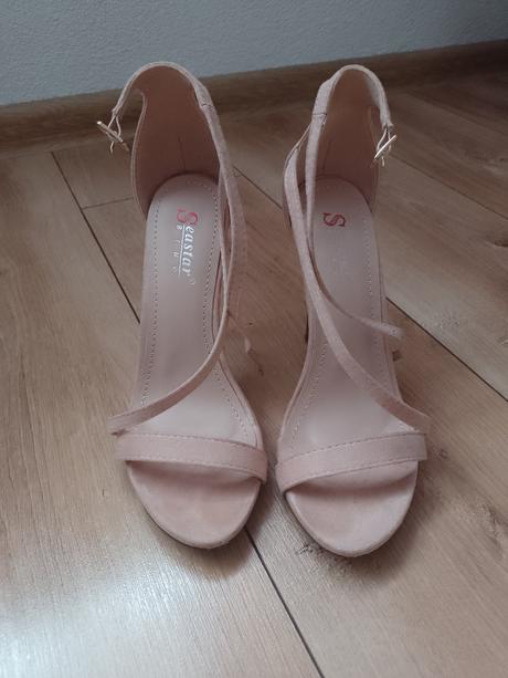 Sandálky,top stav, 36