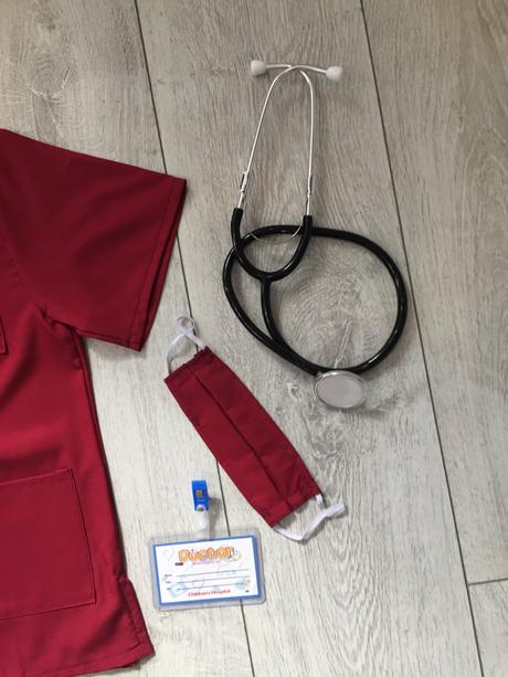 Dievčensky kostym doktorka 8-10 rokov,