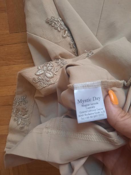 Dámske elegantné šaty, s